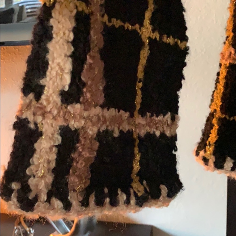 GORGEOUS SWEATER - Picture 5 of 8